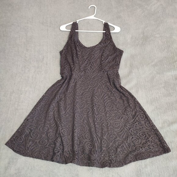 Apt. 9 Dresses & Skirts - Size M Short Gray Dress Embroidery Baby Doll Style Bohemian Stretchy High Waist